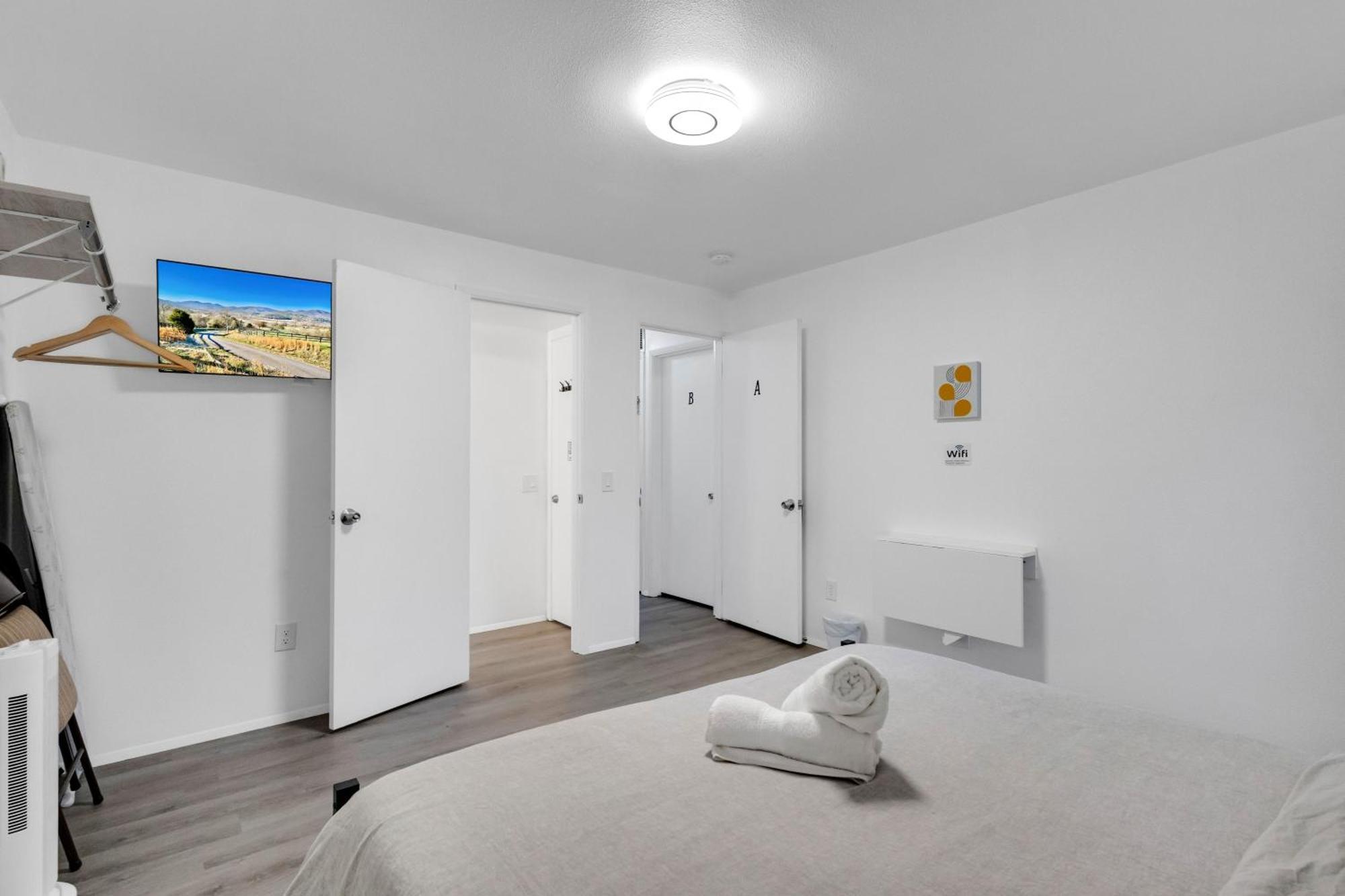 Central Bellevue Retreat Екстер'єр фото